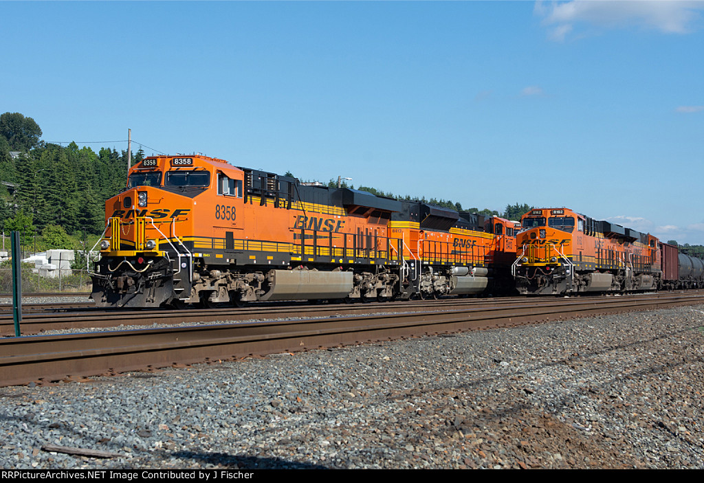 BNSF 8358